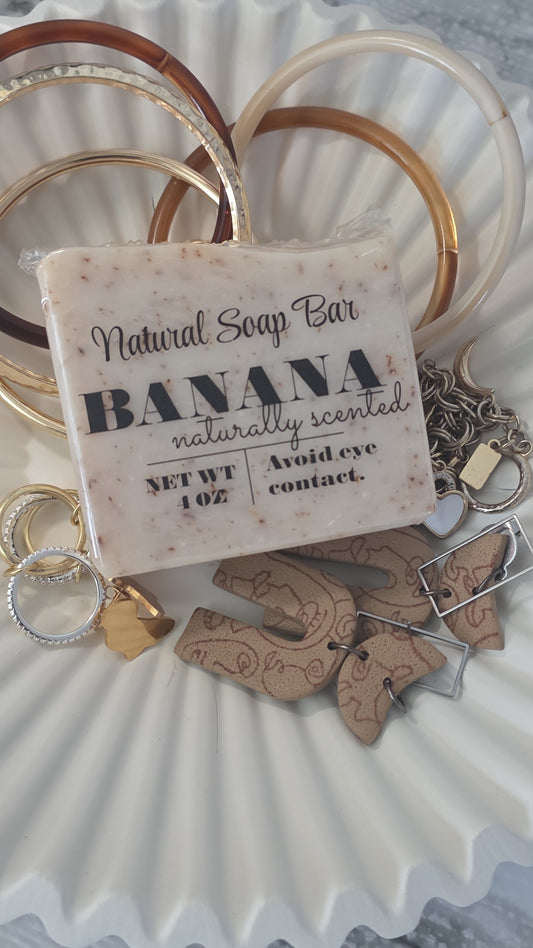 BANANA